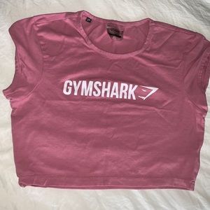Gym shark Crop Tee